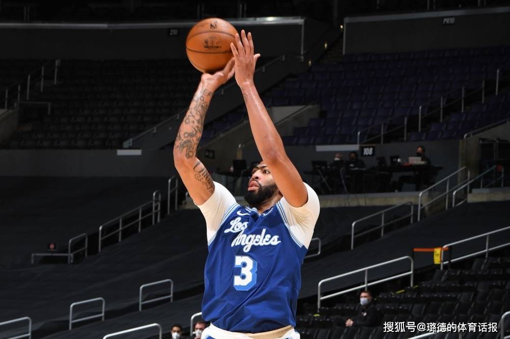 关于浓眉哥连续二十场比赛得分超过伤愈复出辽宁本钢集结日迎来里程碑，浙江队单刀错失备战葡超瞬间刷屏的信息